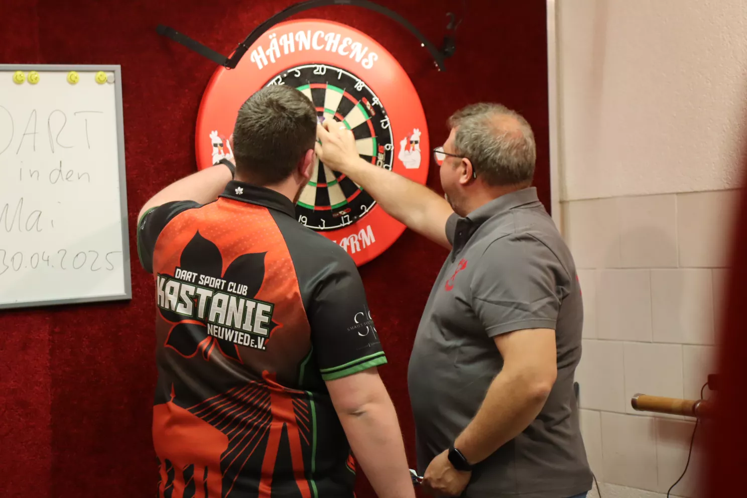 Dart in den Mai