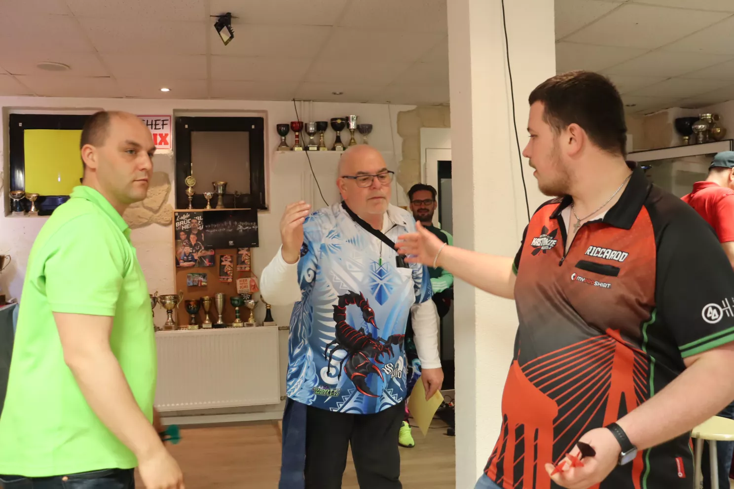 Dart in den Mai