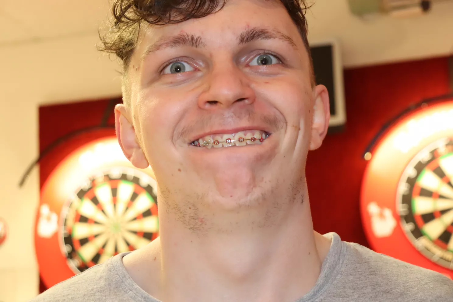 Dart in den Mai