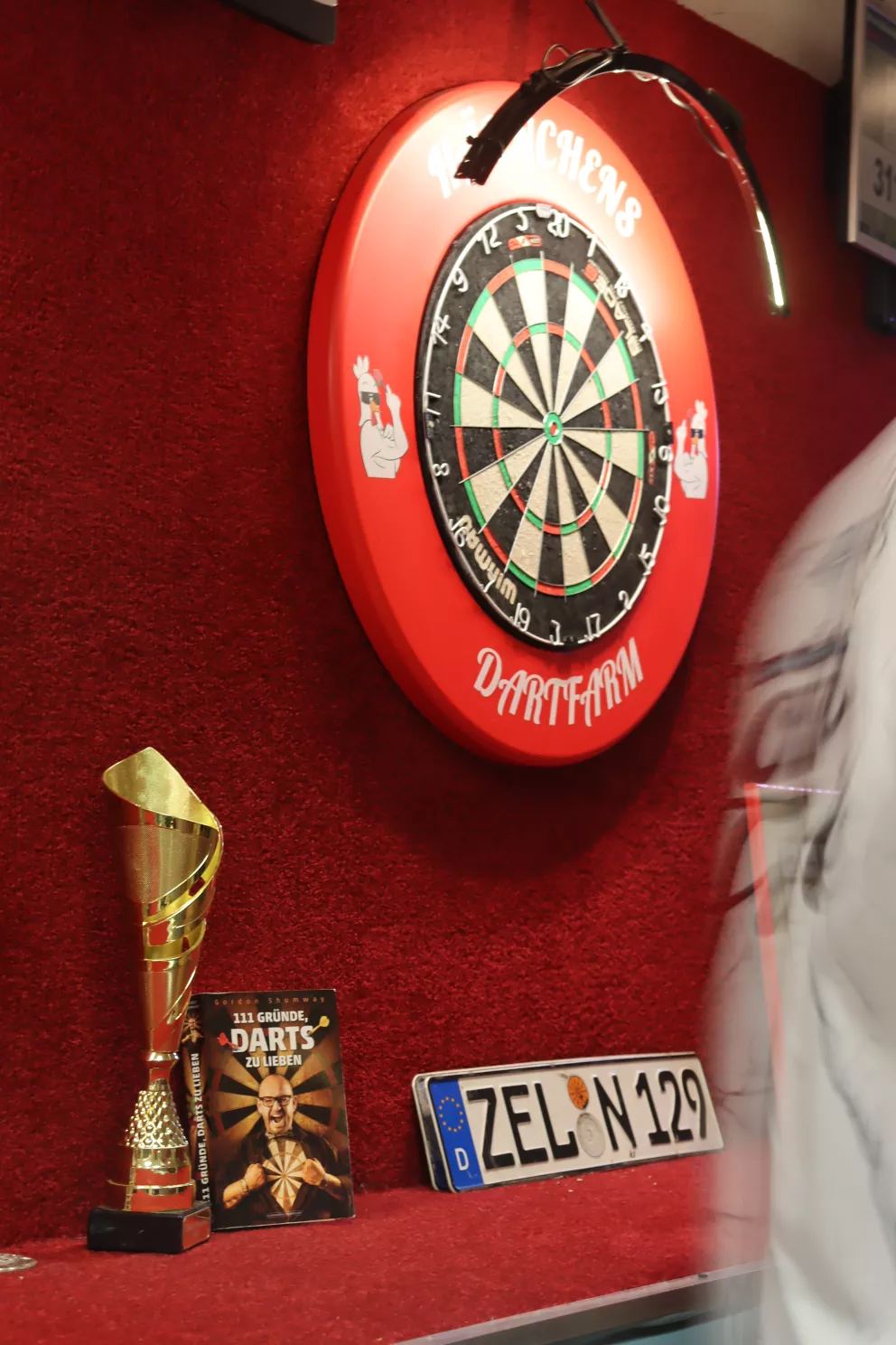 Dart in den Mai